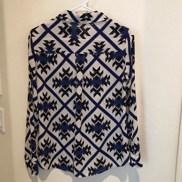 Button down Express blouse - Picture 4 of 5